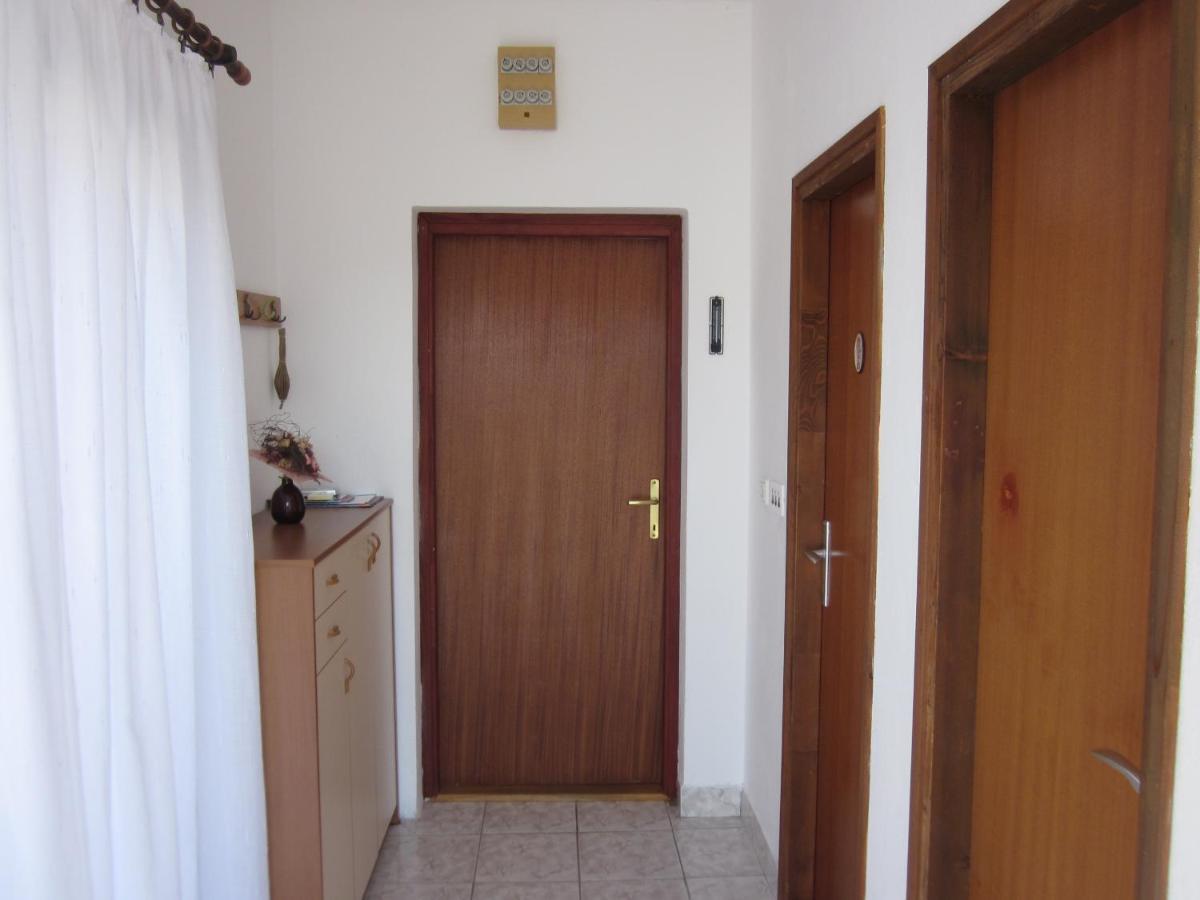 Apartman Mate Zablaće Eksteriør billede